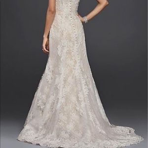 OLEG CASSINI LACE WEDDING DRESS CWG533